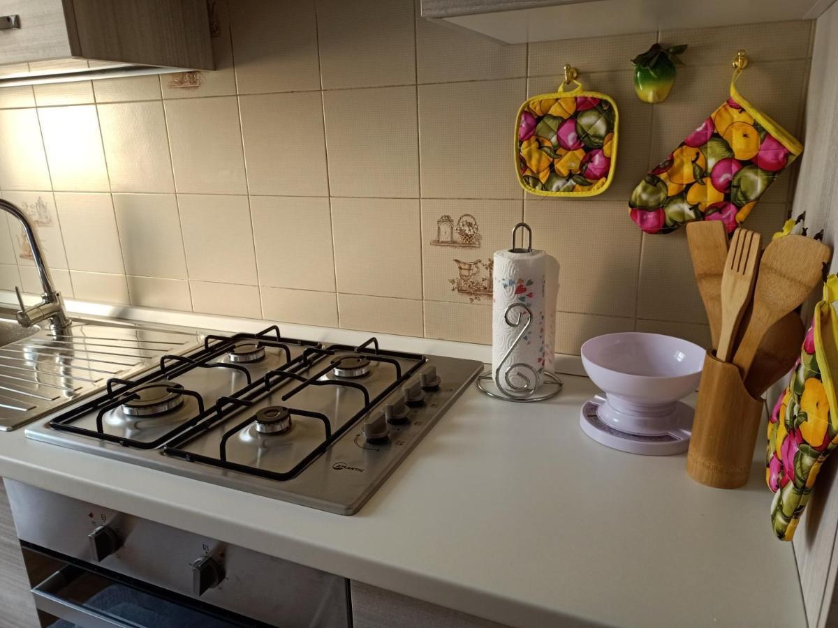 Casa Ilanfra - Appartamenti Gabbiano, Farfalla E Stella Marina ปีออมบีโน ภายนอก รูปภาพ