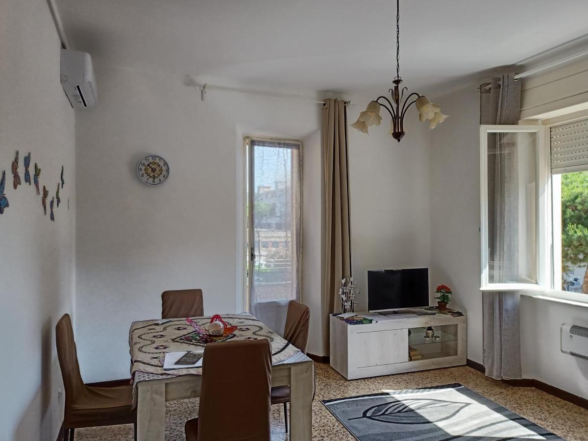 Casa Ilanfra - Appartamenti Gabbiano, Farfalla E Stella Marina ปีออมบีโน ภายนอก รูปภาพ