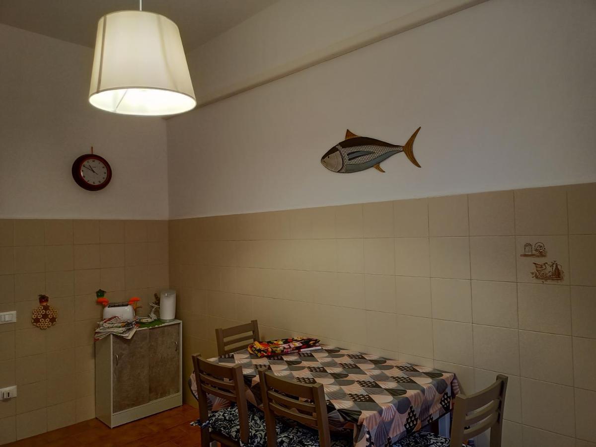 Casa Ilanfra - Appartamenti Gabbiano, Farfalla E Stella Marina ปีออมบีโน ภายนอก รูปภาพ