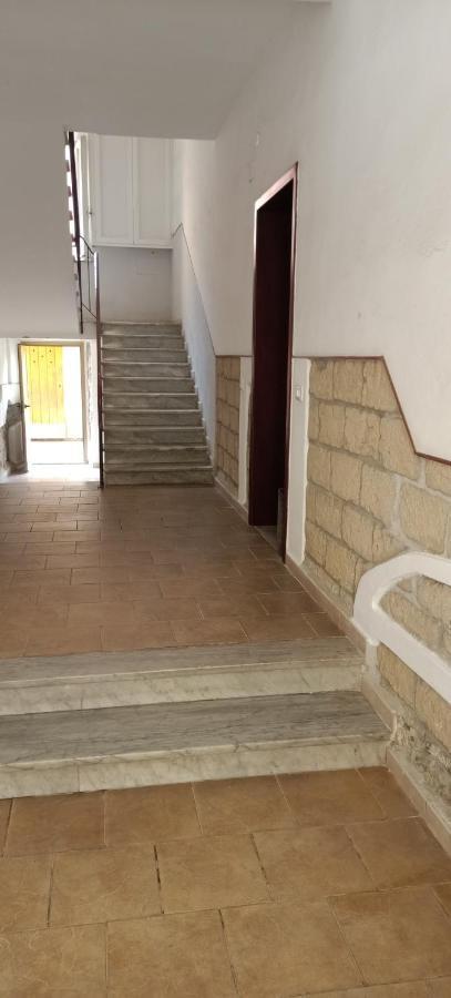 Casa Ilanfra - Appartamenti Gabbiano, Farfalla E Stella Marina ปีออมบีโน ภายนอก รูปภาพ