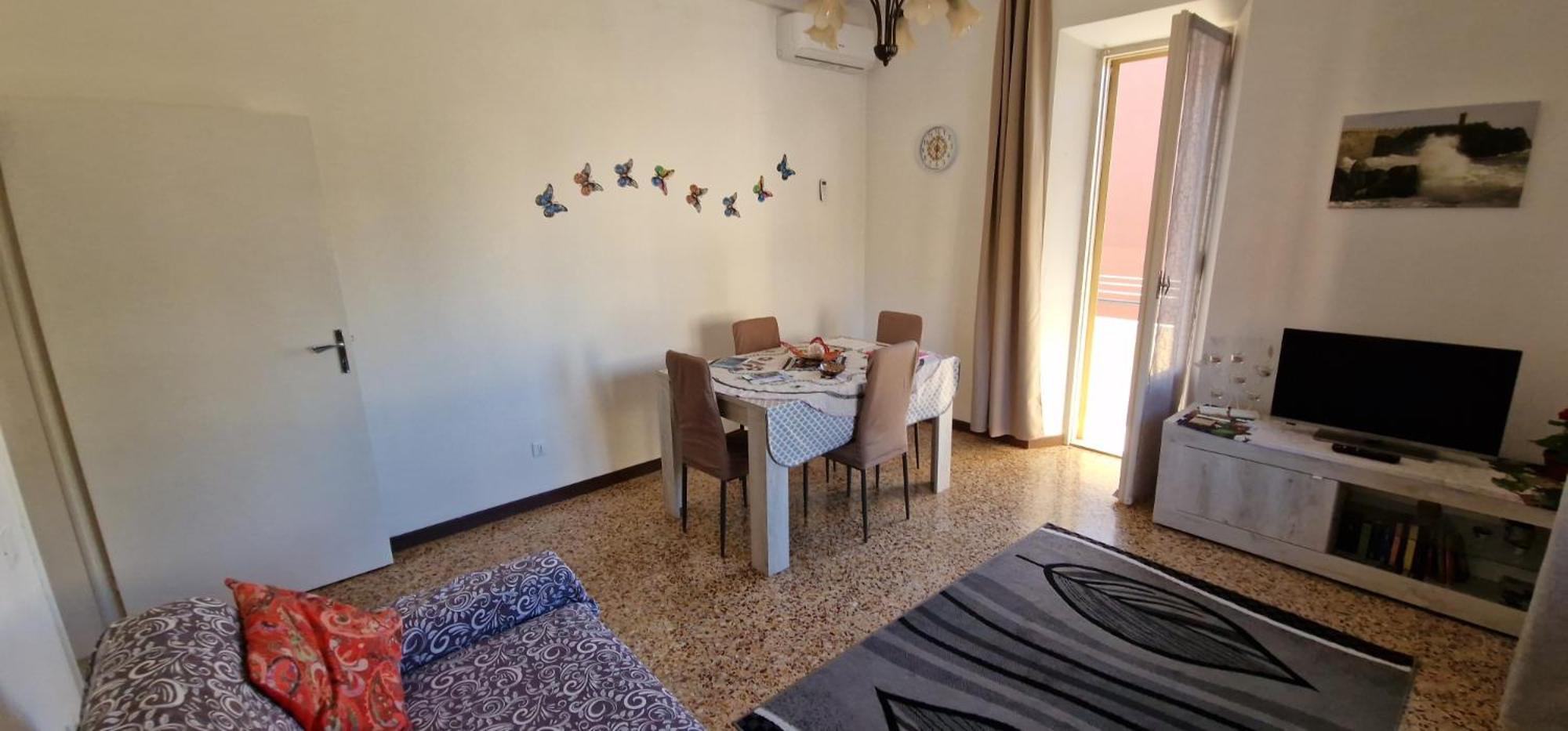 Casa Ilanfra - Appartamenti Gabbiano, Farfalla E Stella Marina ปีออมบีโน ภายนอก รูปภาพ